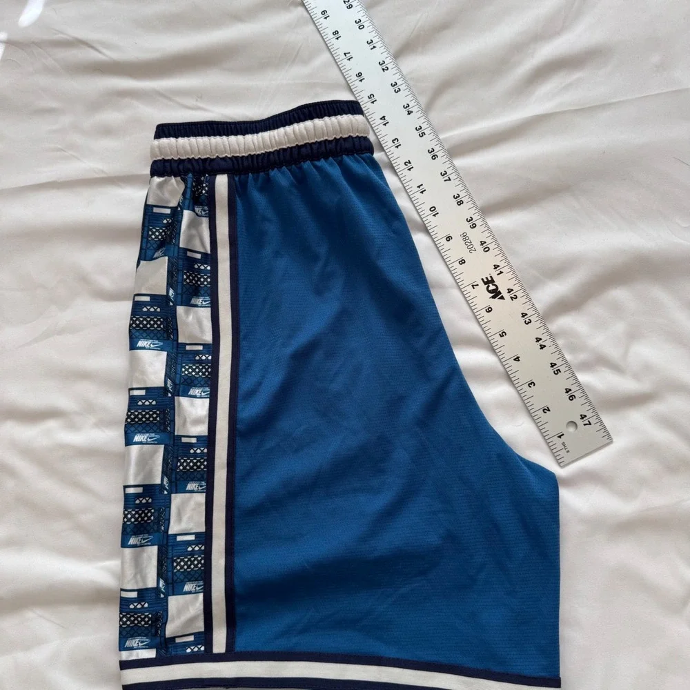 Nike Mens Royal Blue Milk Crate Graphic Mesh Basketball Shorts Zipper Pockets